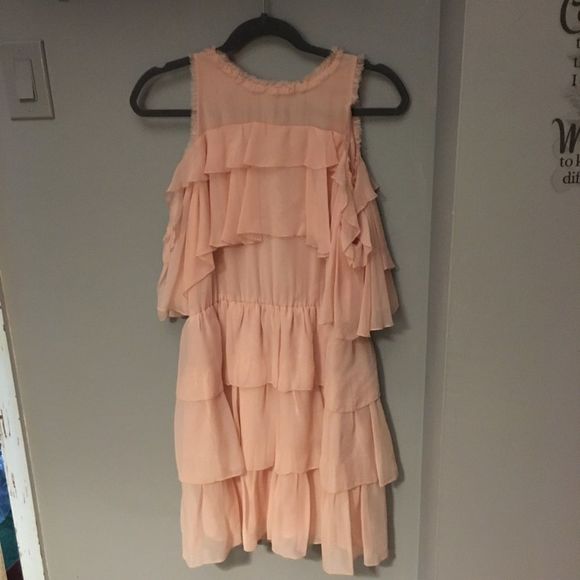 NWT $395 alice + olivia | Nichola | Tier Ruffled Silk Cold-Shoulder Dress | 12 - Picture 3 of 16